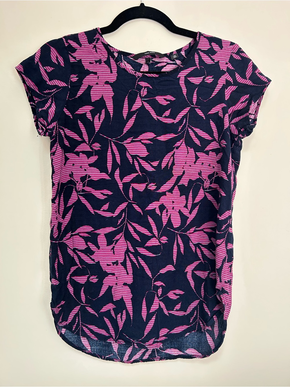 Vero Moda Retro Capped Sleeve Top with Pink Floral Print